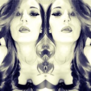 Meet your Posher, Alaina